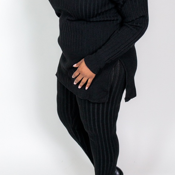 Plus Size ‘Delphine’ Rib Knit Leggings - Picture 5 of 5